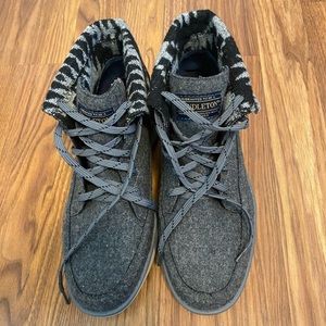 Never worn outside the house. Brand new condition. Gorgeous design!